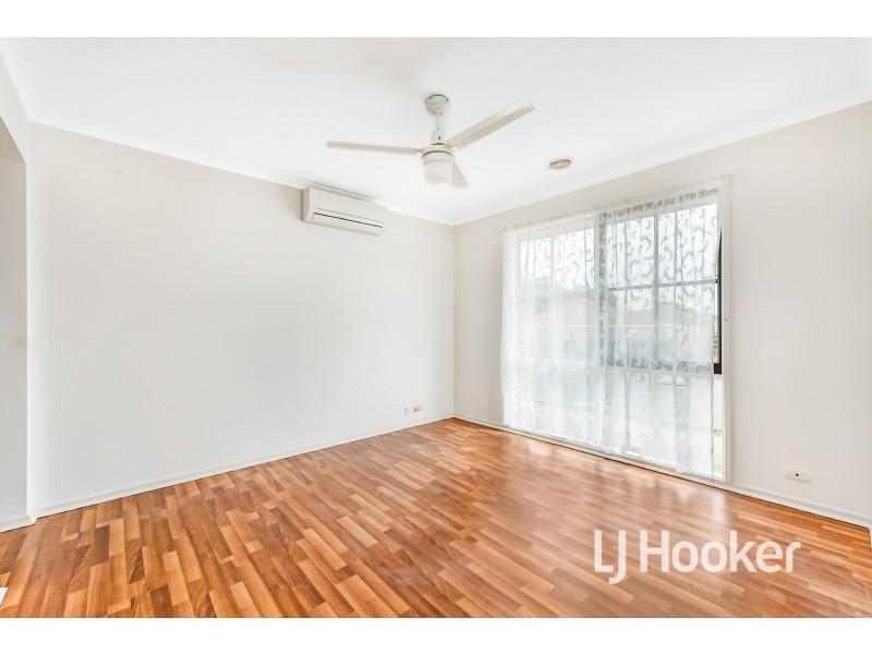 2 Ungarie Court, Hampton Park VIC 3976