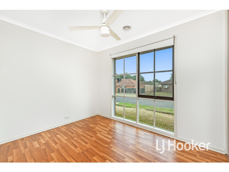2 Ungarie Court, Hampton Park VIC 3976