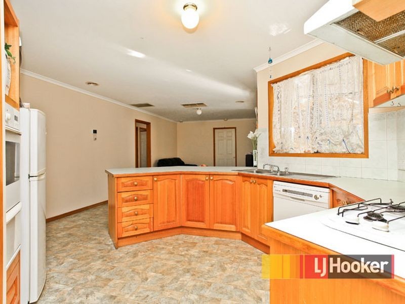 6 Janson Close, Narre Warren South VIC 3805