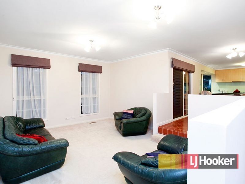 8 Mosig Court, Hampton Park VIC 3976