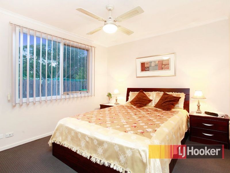 13 Manning Close, Hampton Park VIC 3976