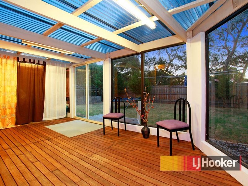 13 Manning Close, Hampton Park VIC 3976