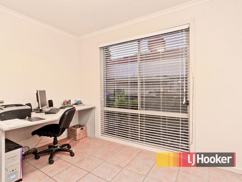 12 Exeter Place, Narre Warren South VIC 3805
