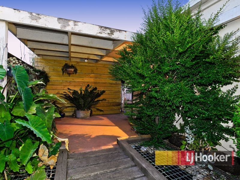 12 Exeter Place, Narre Warren South VIC 3805