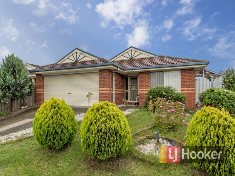 22 Elanora Way, Hampton Park VIC 3976