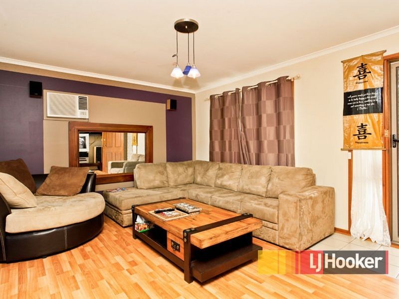 2/55 Leopold Crescent, Hampton Park VIC 3976