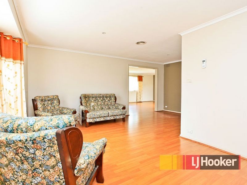 43 Valley Fair Drive, Narre Warren VIC 3805