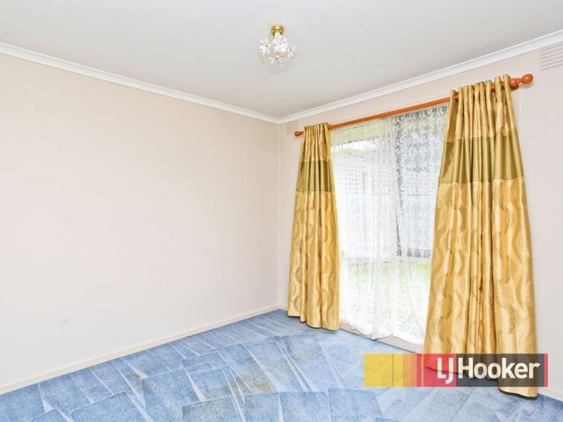 43 Valley Fair Drive, Narre Warren VIC 3805