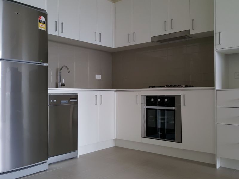 802/80 Cheltenham Road, Dandenong VIC 3175