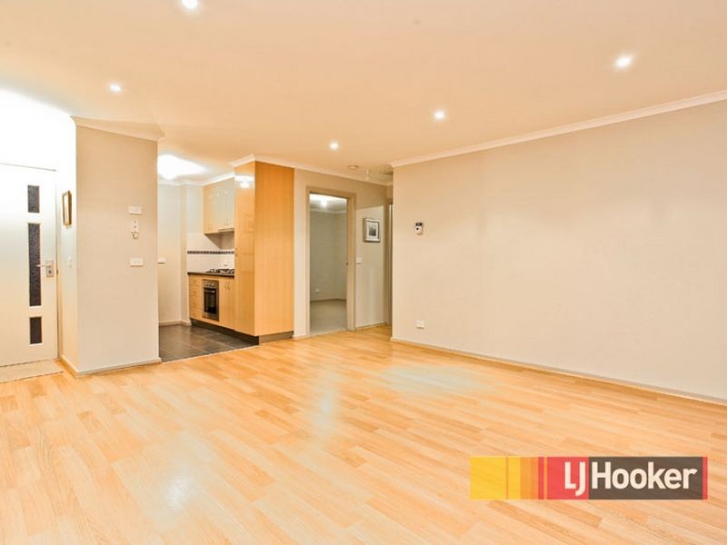 5/1 Henry Street, Pakenham VIC 3810