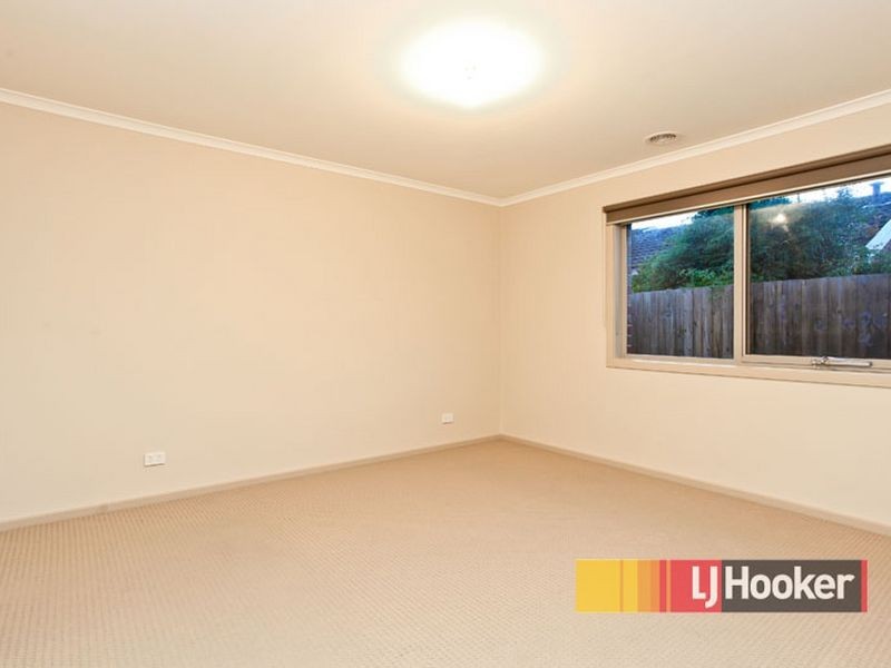 5/1 Henry Street, Pakenham VIC 3810
