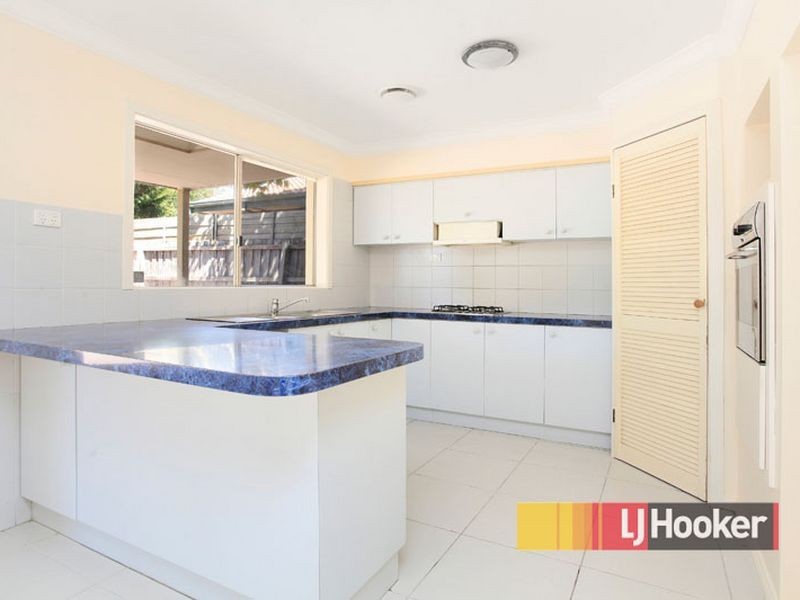 32 Blackwood Drive, Hampton Park VIC 3976
