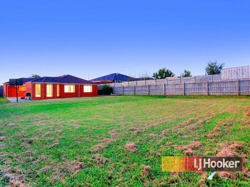 46 Kirkwood Crescent, Hampton Park VIC 3976