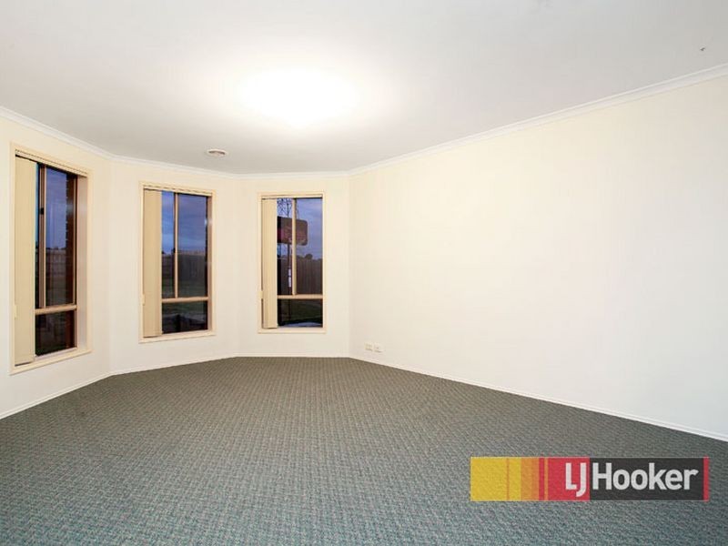 46 Kirkwood Crescent, Hampton Park VIC 3976