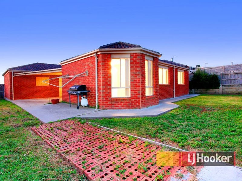 46 Kirkwood Crescent, Hampton Park VIC 3976