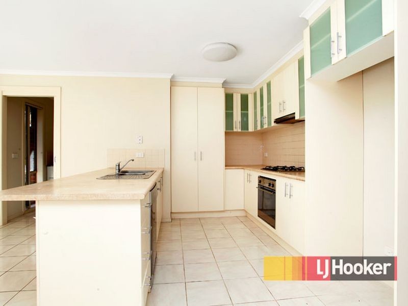 164 Paterson Drive, Lynbrook VIC 3975