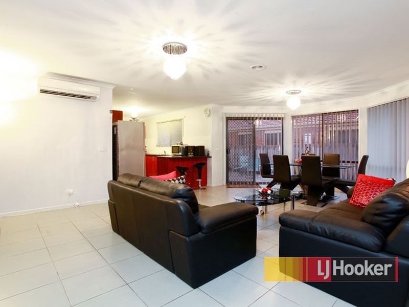 5 Ingel Place, Hampton Park VIC 3976