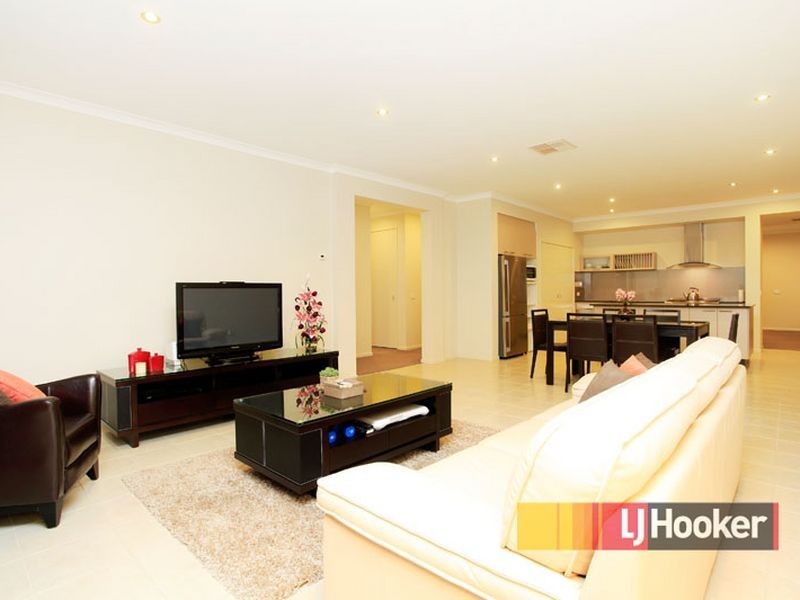 42 Montpelier Drive, Berwick VIC 3806