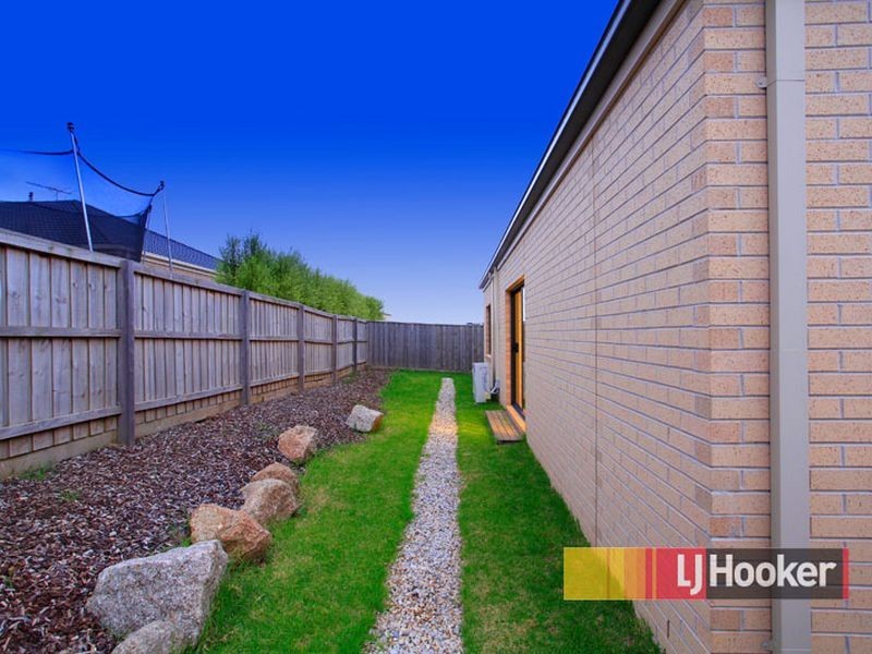 42 Montpelier Drive, Berwick VIC 3806