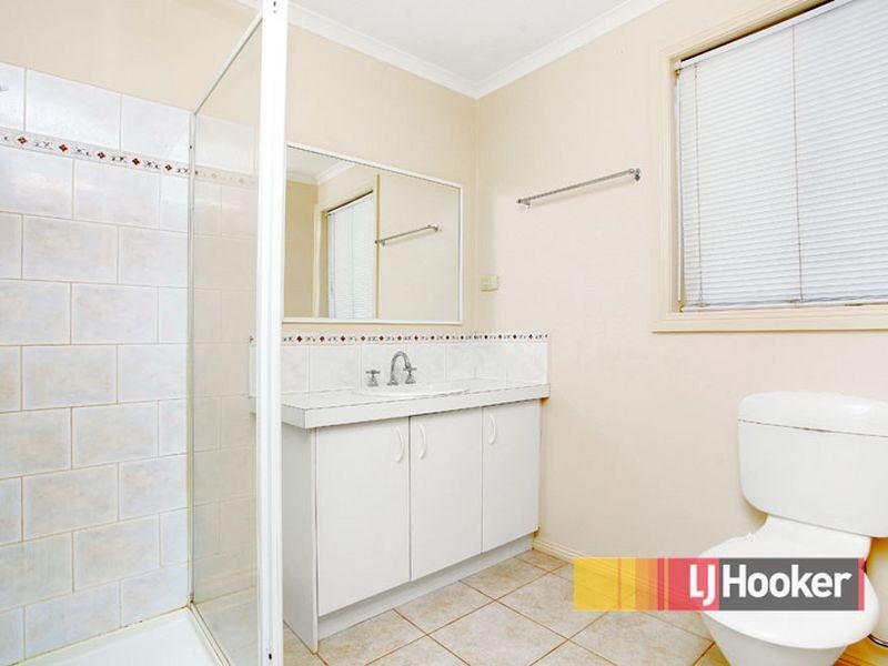 75 Bemersyde Drive, Berwick VIC 3806