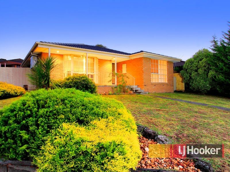 6 Willow Drive, Hampton Park VIC 3976