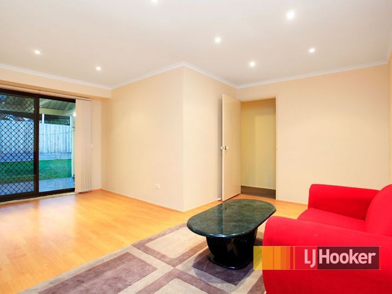 6 Willow Drive, Hampton Park VIC 3976
