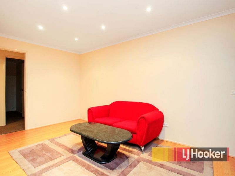 6 Willow Drive, Hampton Park VIC 3976