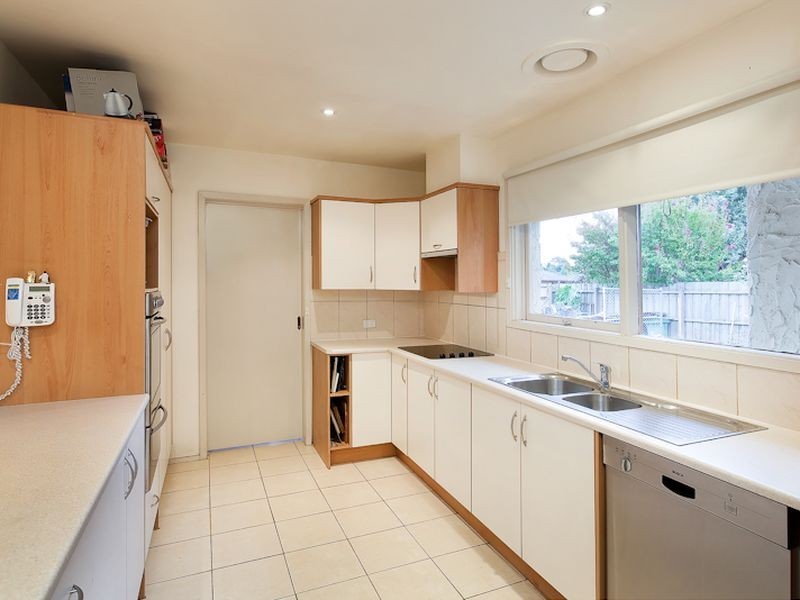 19 Somerville Road, Hampton Park VIC 3976