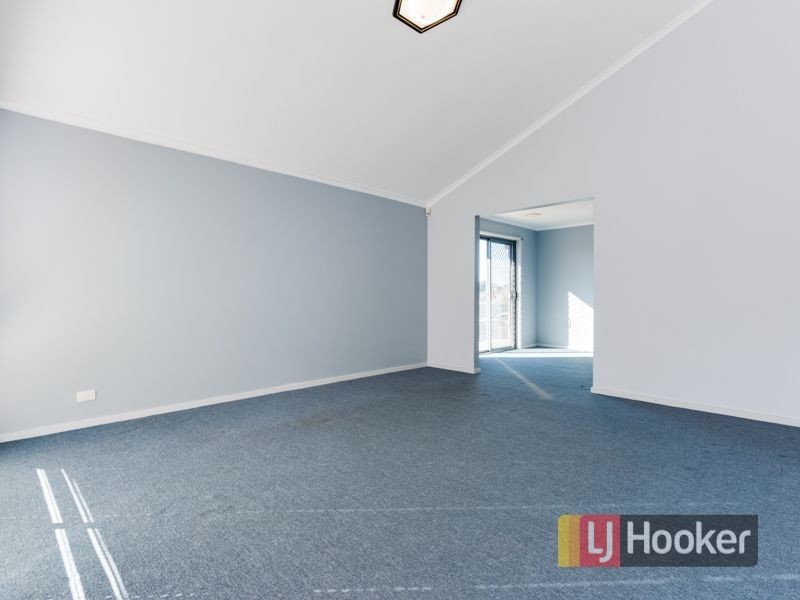 41 Ralph Crescent, Hampton Park VIC 3976