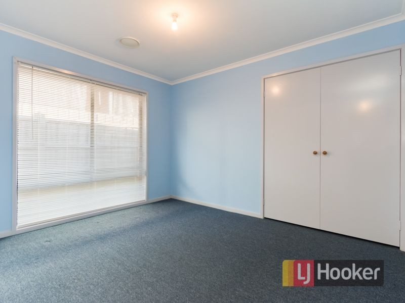 41 Ralph Crescent, Hampton Park VIC 3976