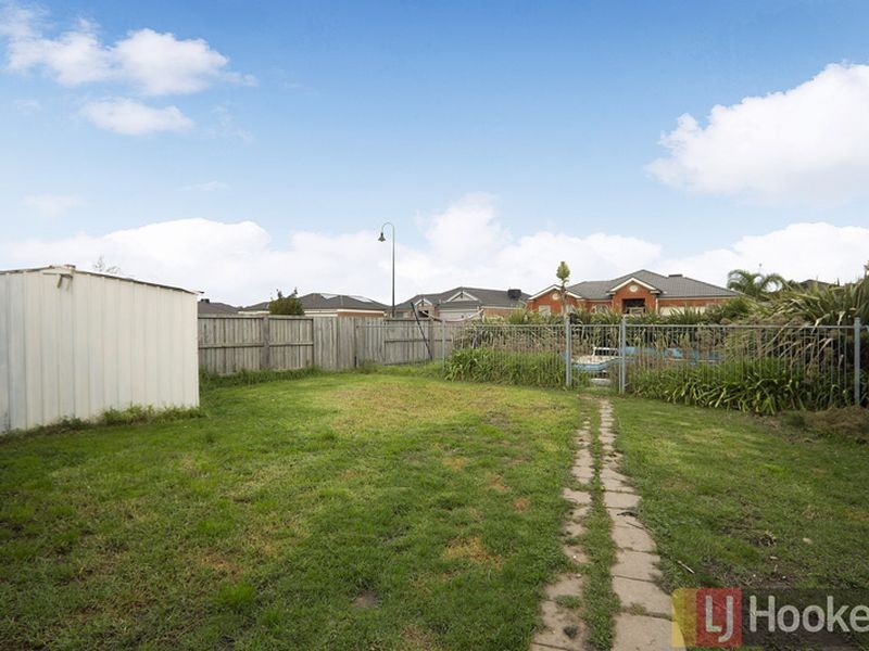 8 Kailah Court, Narre Warren South VIC 3805