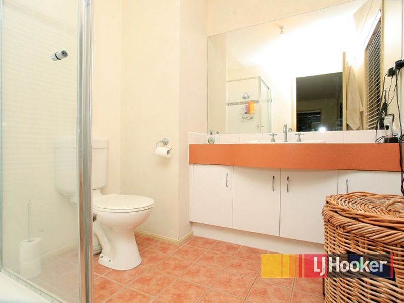 21 Toulouse Terrace, Narre Warren South VIC 3805