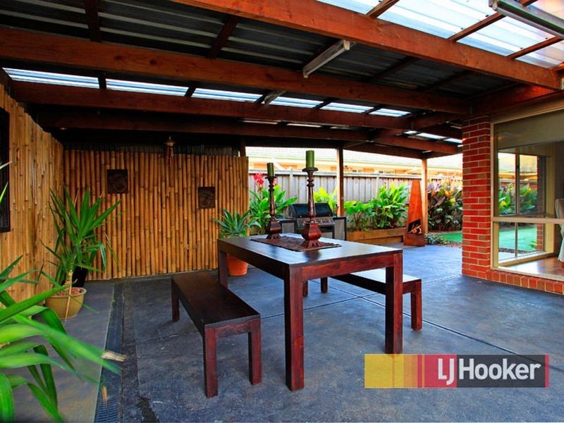 21 Toulouse Terrace, Narre Warren South VIC 3805