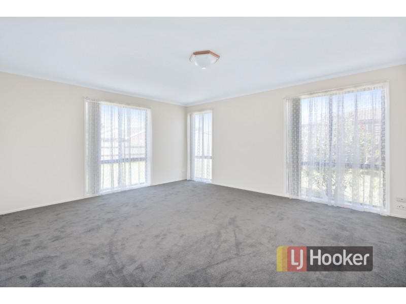 6 Linmac Court, Hampton Park VIC 3976