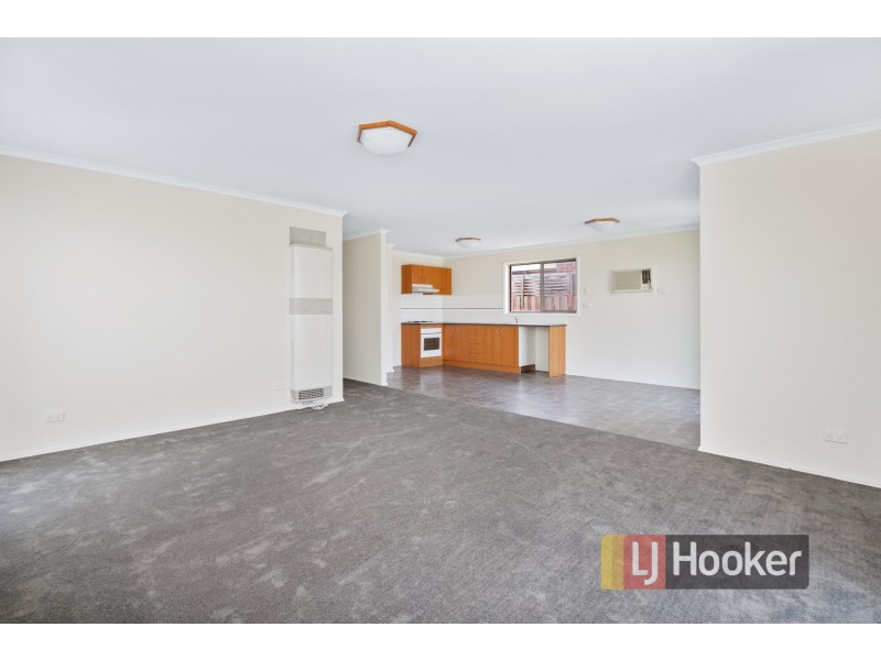 6 Linmac Court, Hampton Park VIC 3976