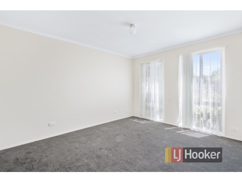 6 Linmac Court, Hampton Park VIC 3976