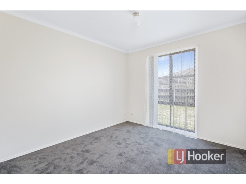6 Linmac Court, Hampton Park VIC 3976