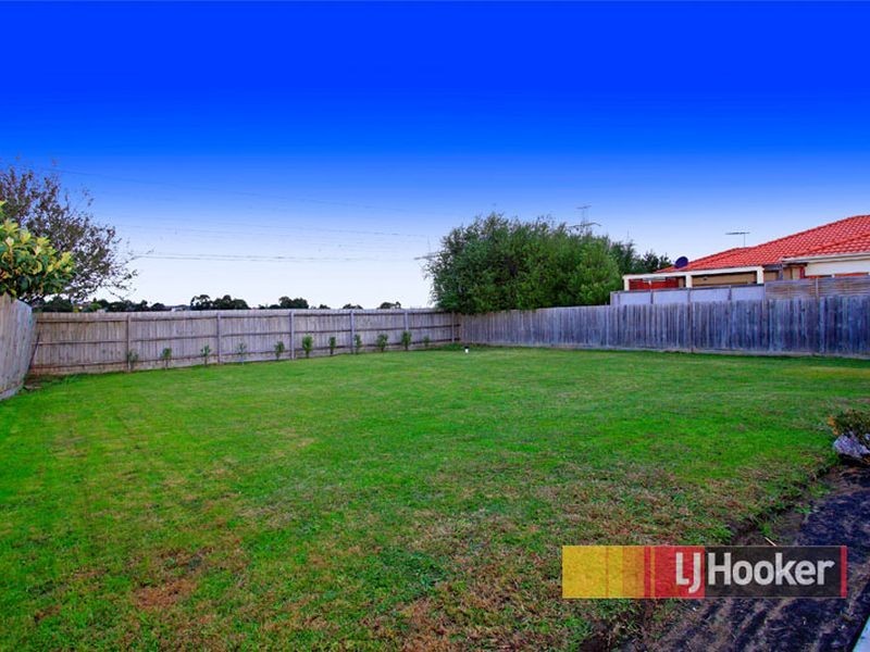 61 Bella Crescent, Hallam VIC 3803