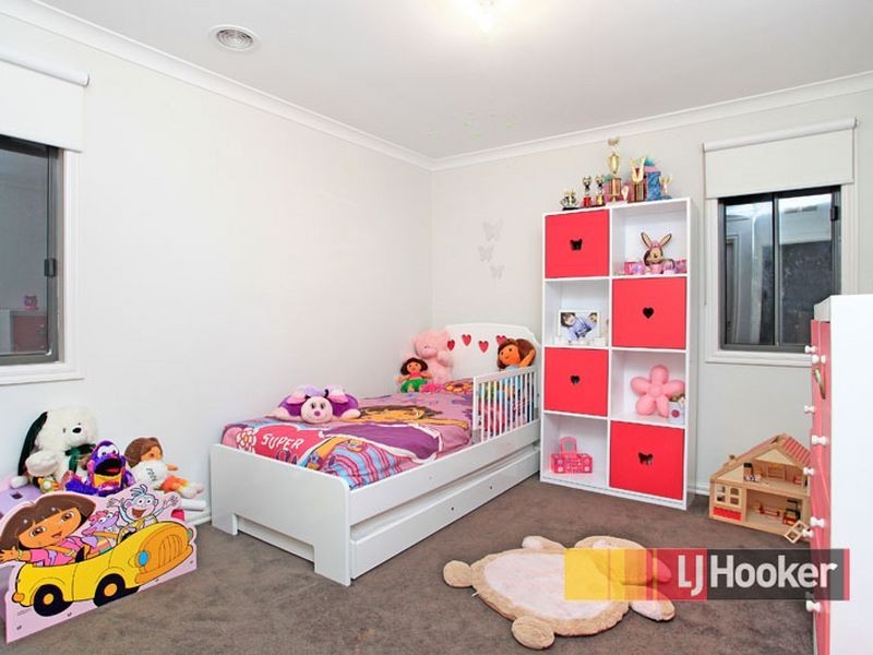 8/1 Lower Mews, Lynbrook VIC 3975