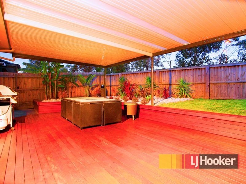 8/1 Lower Mews, Lynbrook VIC 3975