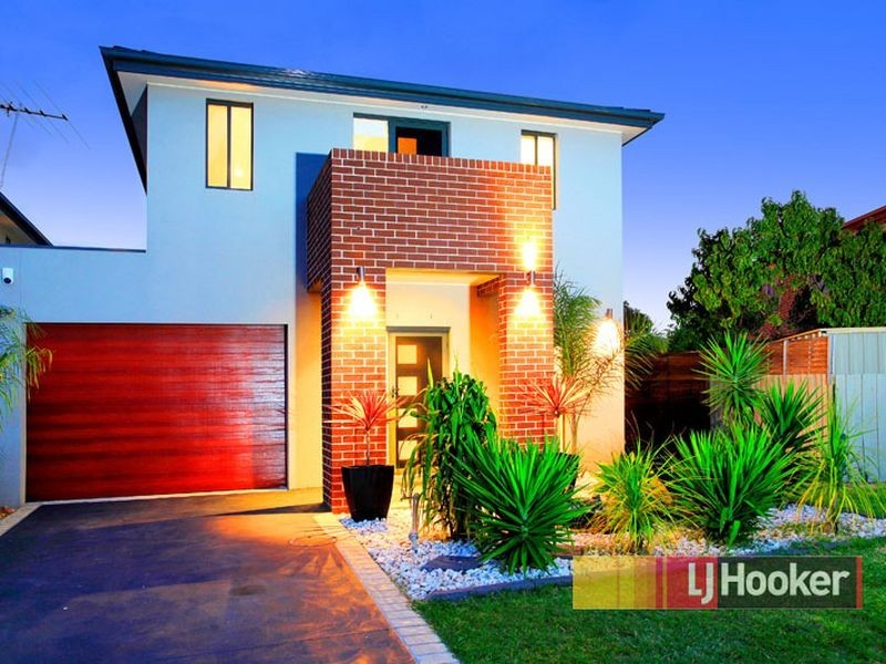 8/1 Lower Mews, Lynbrook VIC 3975