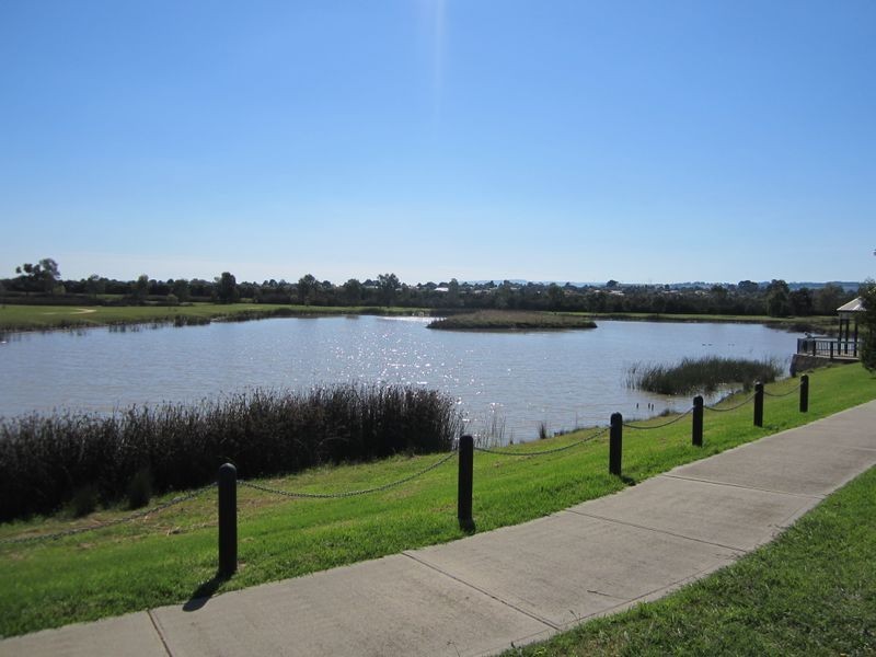 74 Loxley Boulevard, Narre Warren South VIC 3805