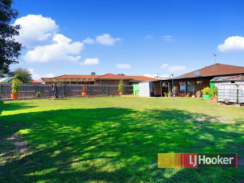 57 Warana Drive, Hampton Park VIC 3976