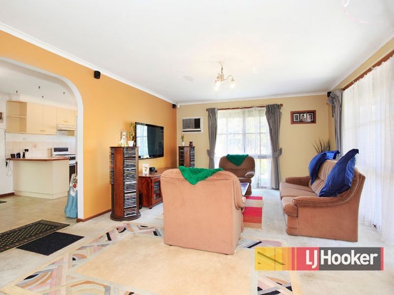 57 Warana Drive, Hampton Park VIC 3976