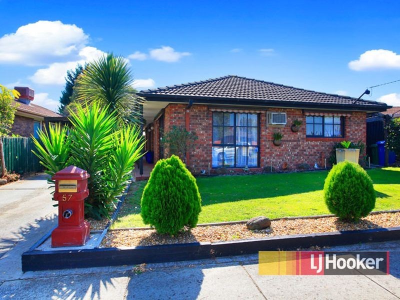 57 Warana Drive, Hampton Park VIC 3976