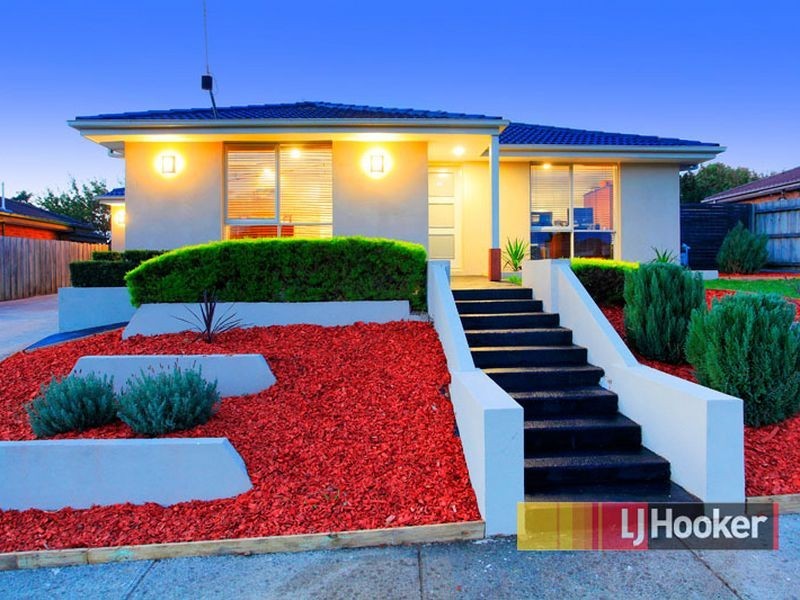 23 Meredith Crecent, Hampton Park VIC 3976