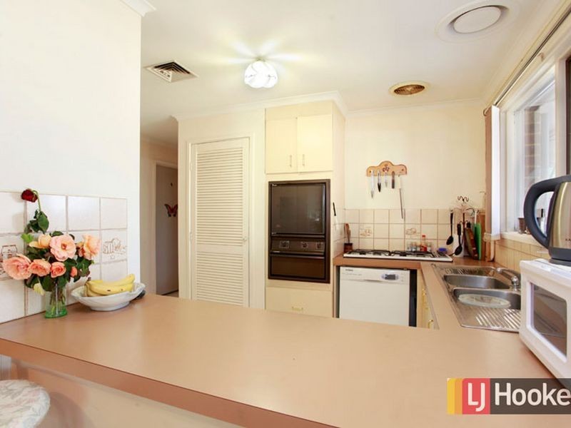 36 Verona Drive, Hampton Park VIC 3976