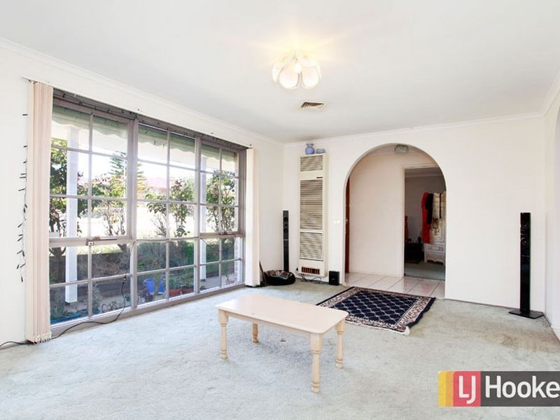 36 Verona Drive, Hampton Park VIC 3976