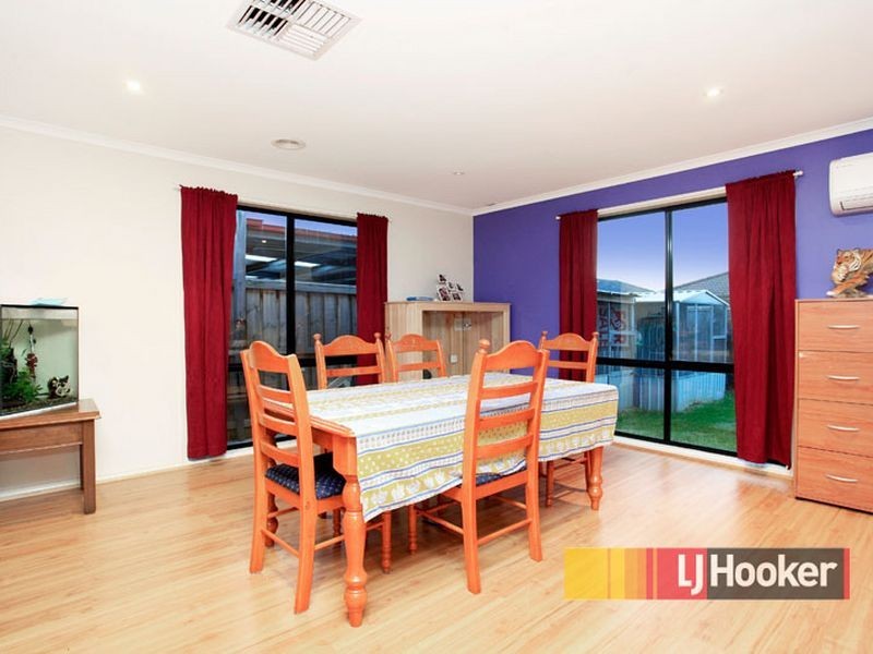 78 Majestic Boulevard, Cranbourne VIC 3977