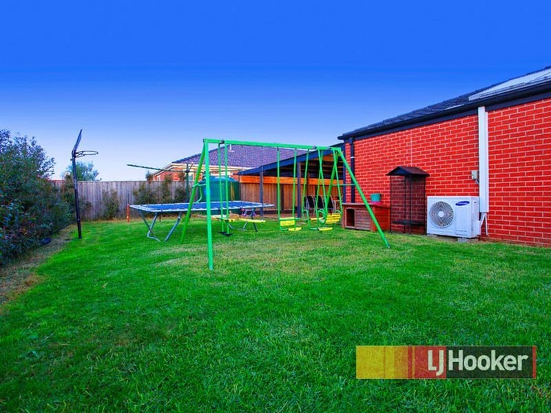 78 Majestic Boulevard, Cranbourne VIC 3977